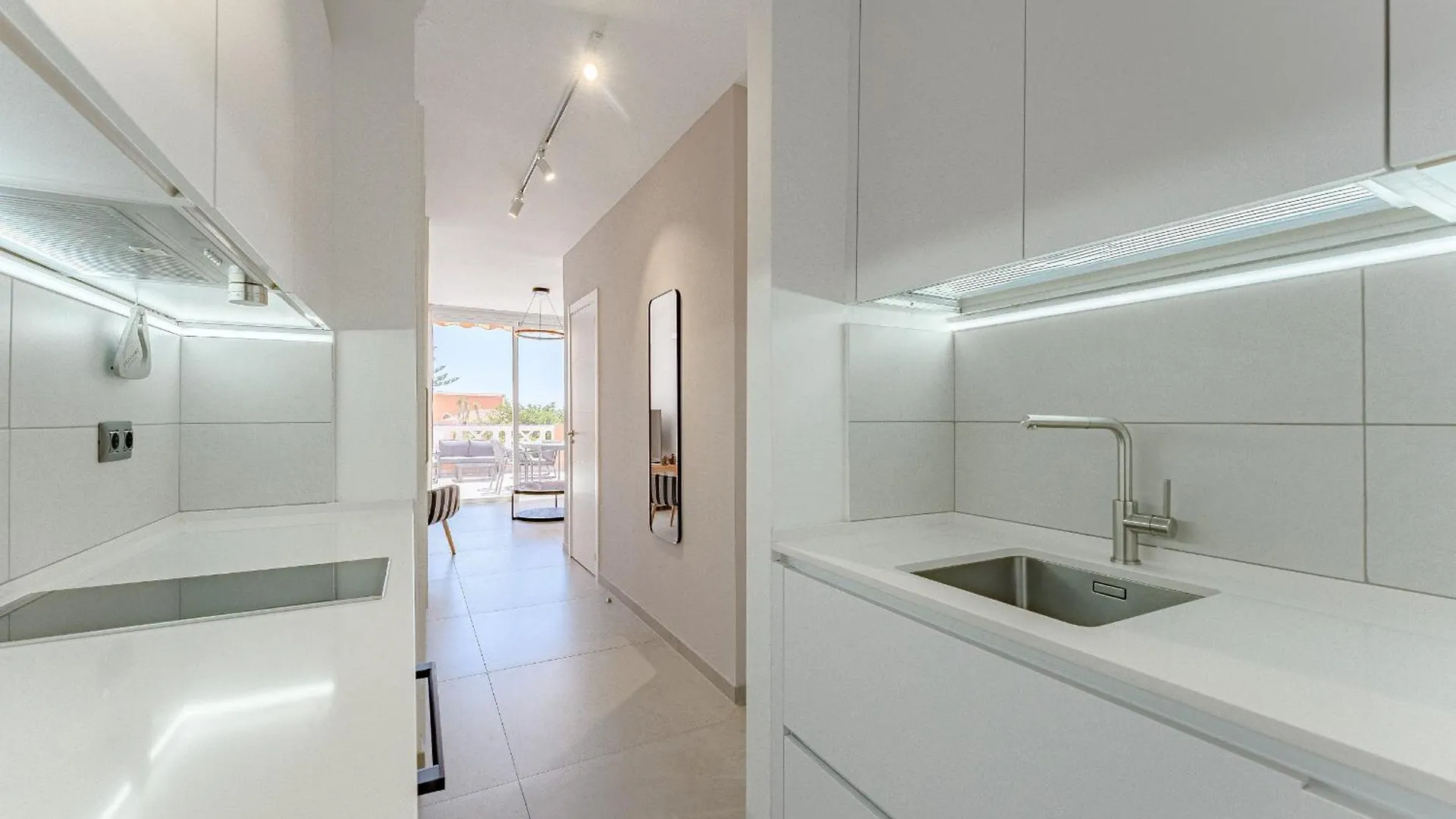 אדחה Ocean View Apartments With A Terrace 0*,
