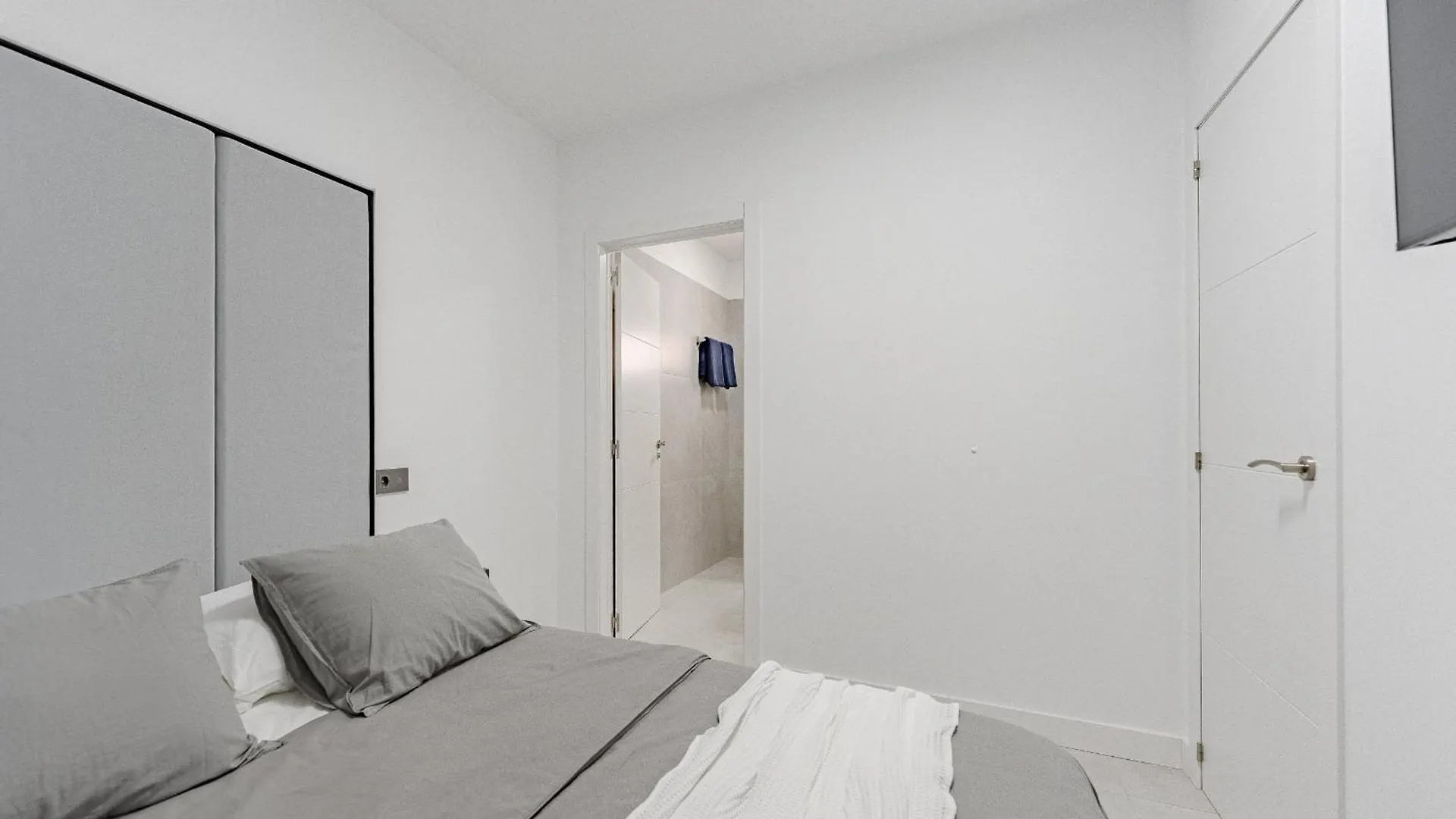 אדחה Ocean View Apartments With A Terrace